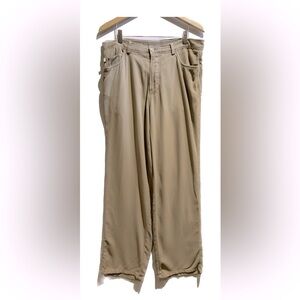 Tommy Bahama Silk Blend Tan casual pants with pockets men’s size 34 (34x30)